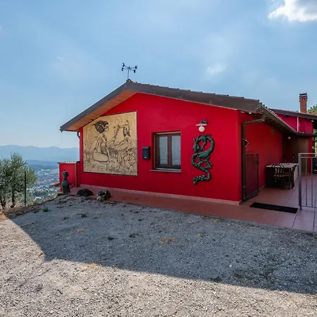Vakantiehuis Villino La Fiaba Con Piscina